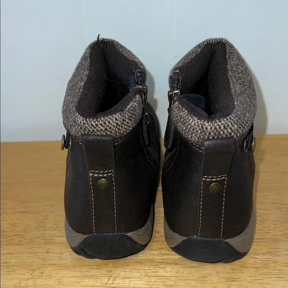 Eastland Bridget Dark Brown Boots with Knit Trim Style 2160-02